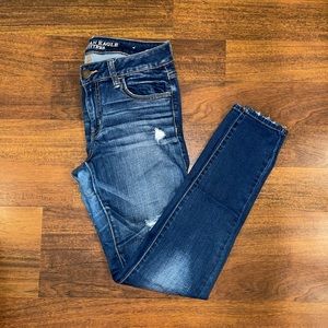 American Eagle Distressed Jegging